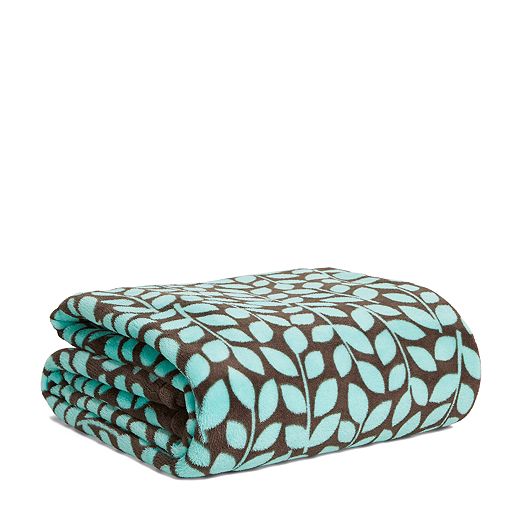 Throw Blanket in Shower Vines